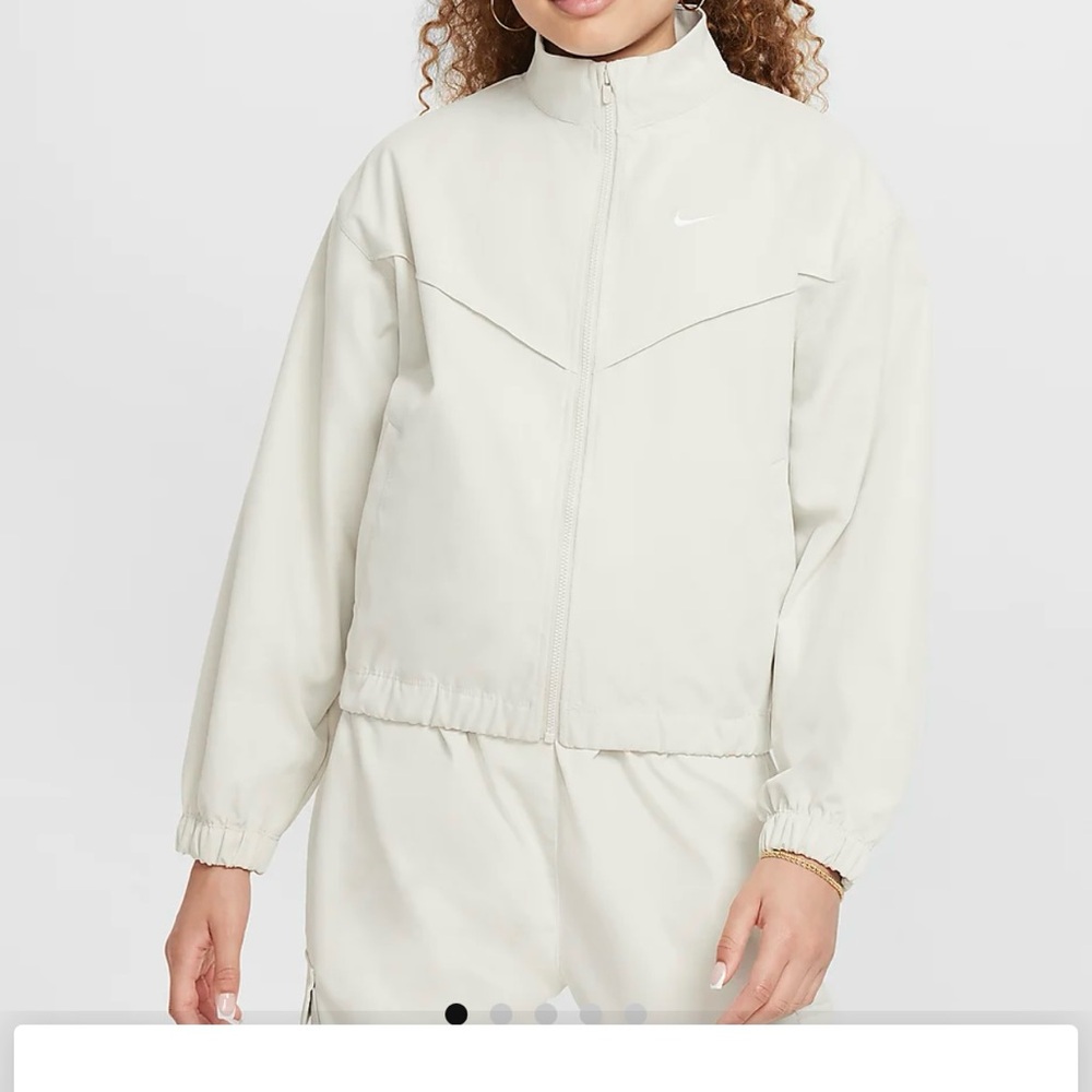 Nike Girls' Oversized Lightweight Jacket